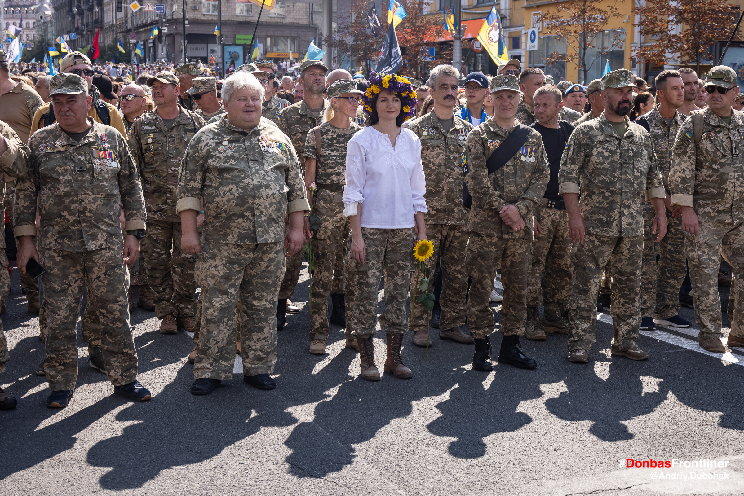 Donbas Frontliner фото - марш ветеранів 2021