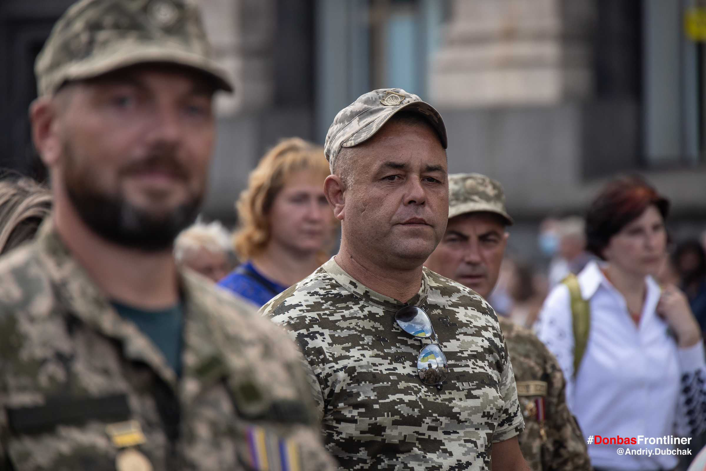 Donbas Frontliner фото - марш ветеранів 2021, об'єднання добровольців
