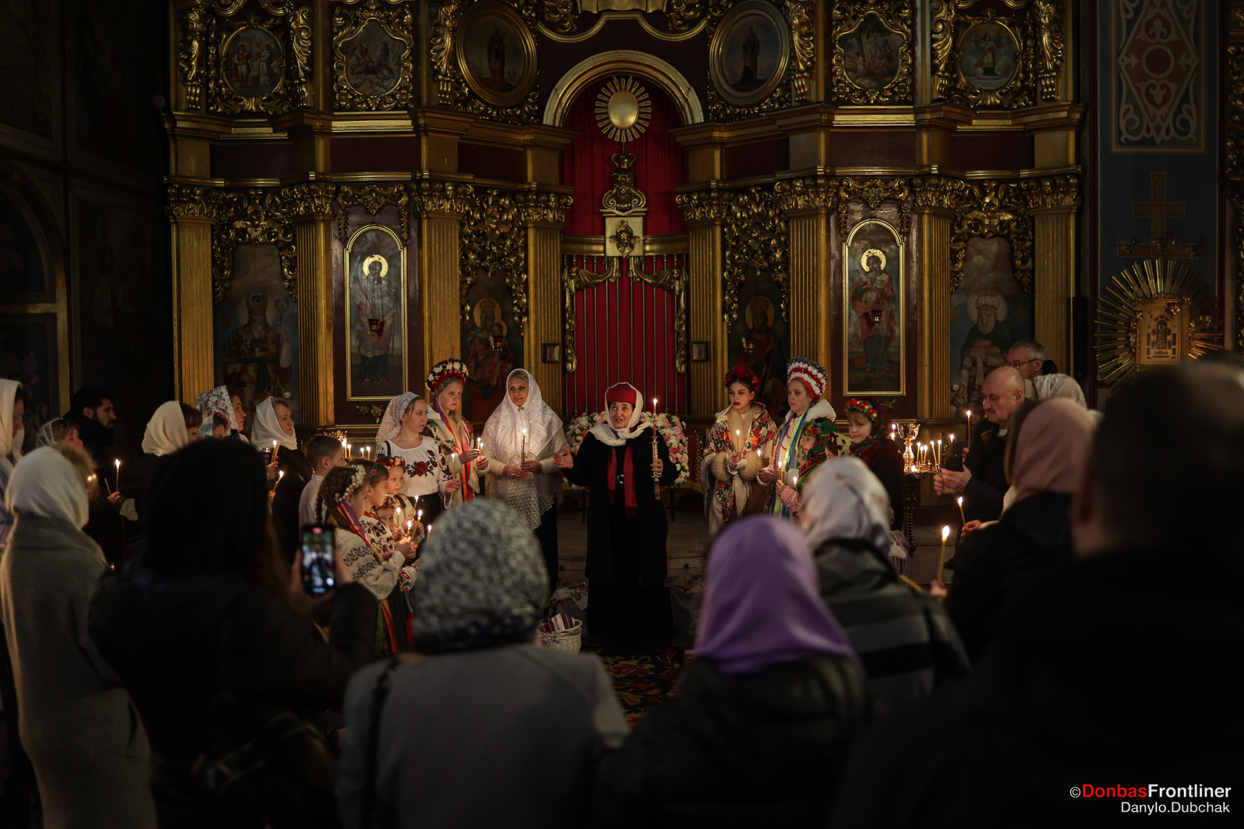 Donbas Frontliner / Михайлівський собор: українці зустрічають Великдень