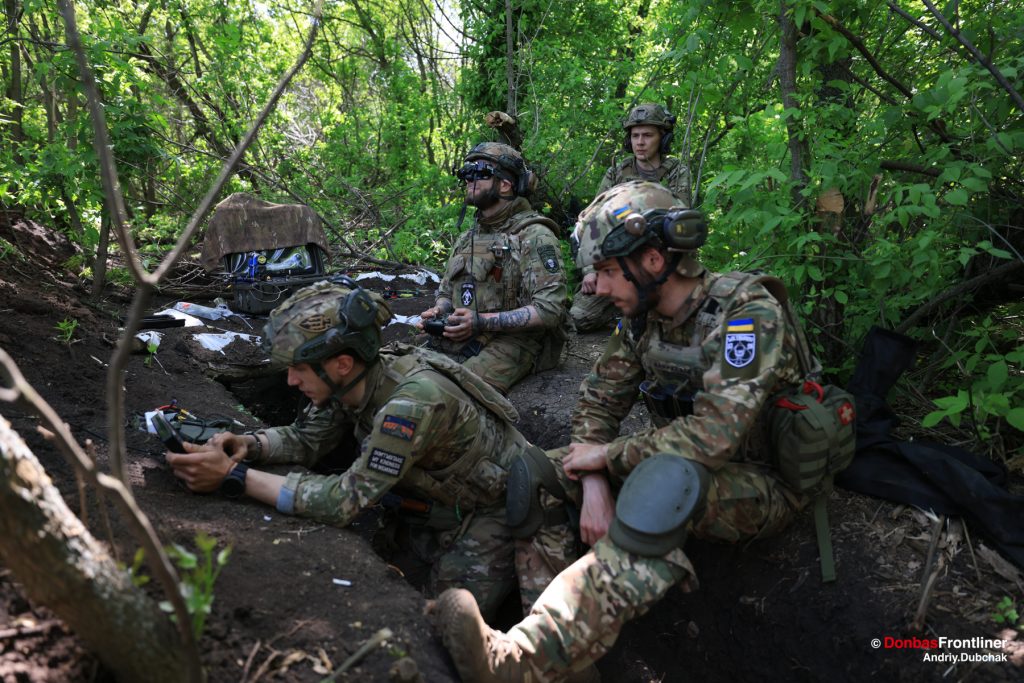 donbas frontliner, ukrainian fpv-drone attack russian position, Bakhmit, Andriy Dubchak