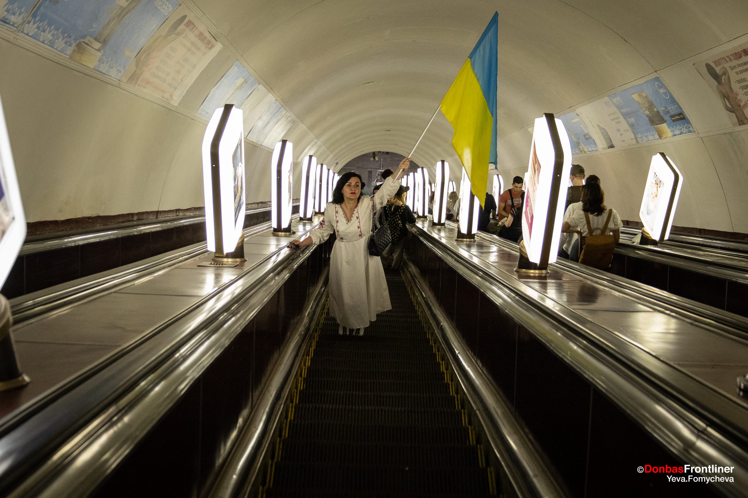 Donbas Frontliner / Вдень у Києві було оголошено повітряну тривогу. Частина людей спустилася в метрополітен.