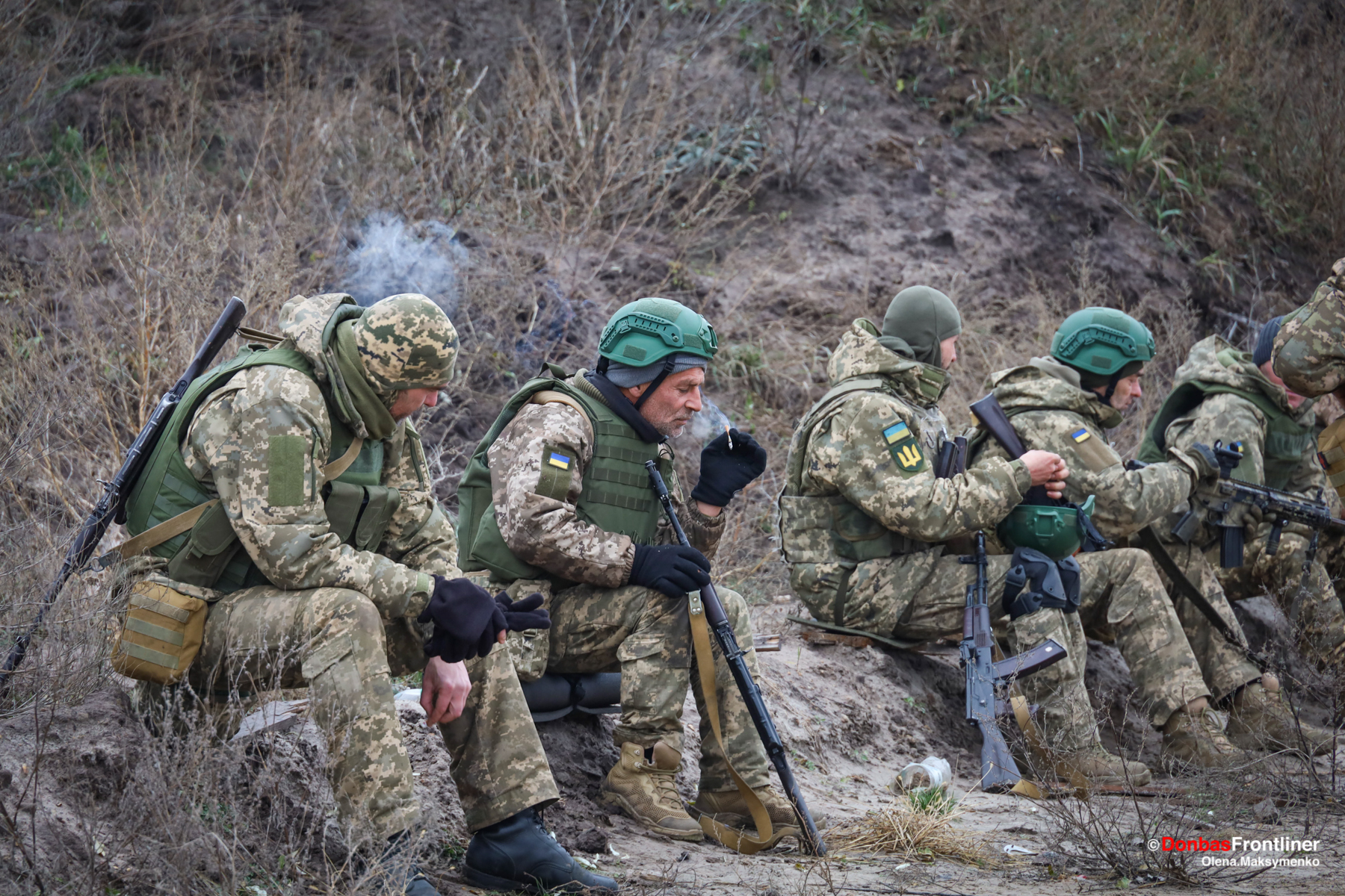 Donbas Frontliner / Перекур
