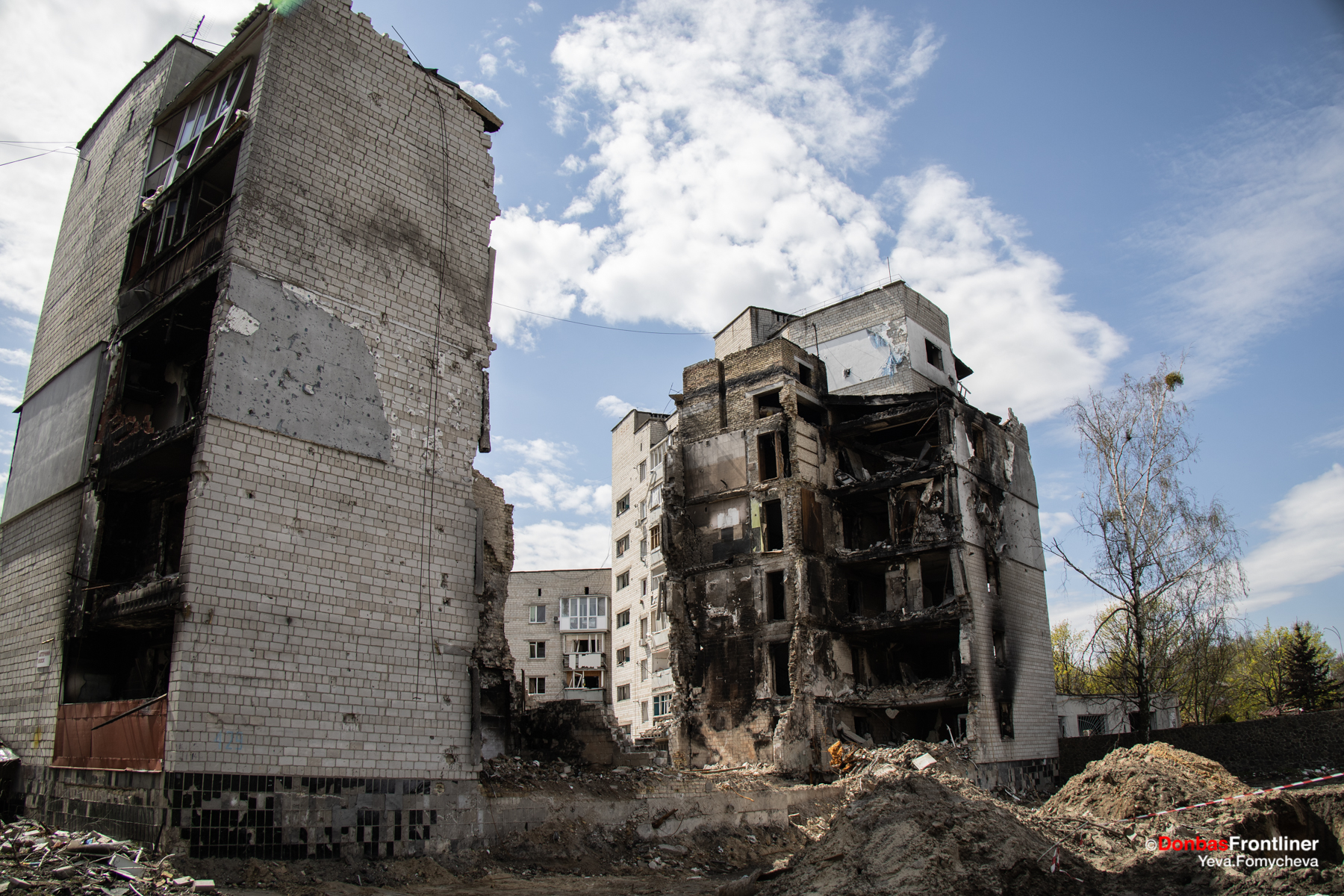 Donbas Frontliner / Будинок «на кругу» у квітні 2022-го – одразу після звільнення селища.
